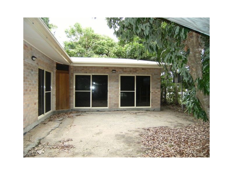 8 Macadamia Street, Forrest Beach QLD 4850