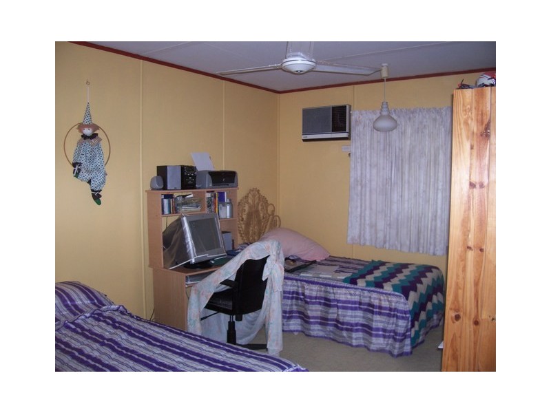 10 MacDonald St, Ingham QLD 4850