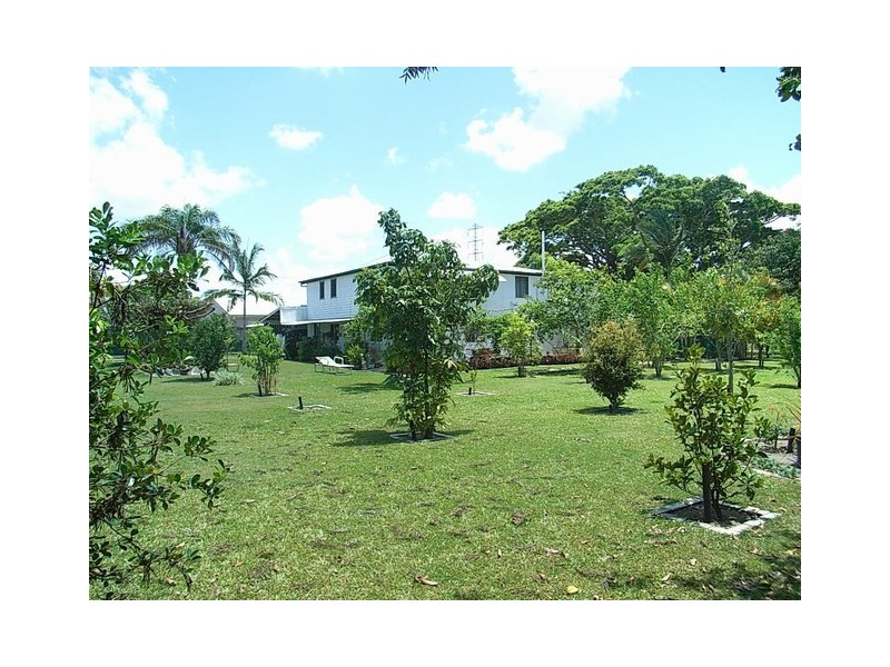 3 Crisps rd, Blackrock QLD 4850