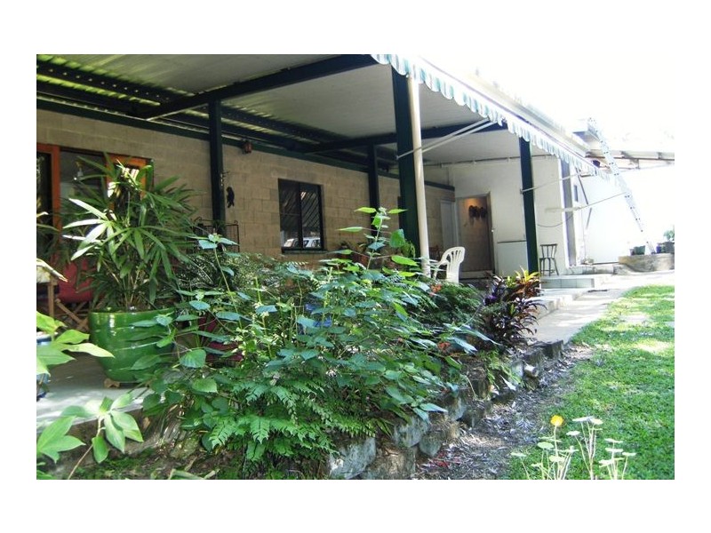 5236 Abergowrie Road, Abergowrie QLD 4850