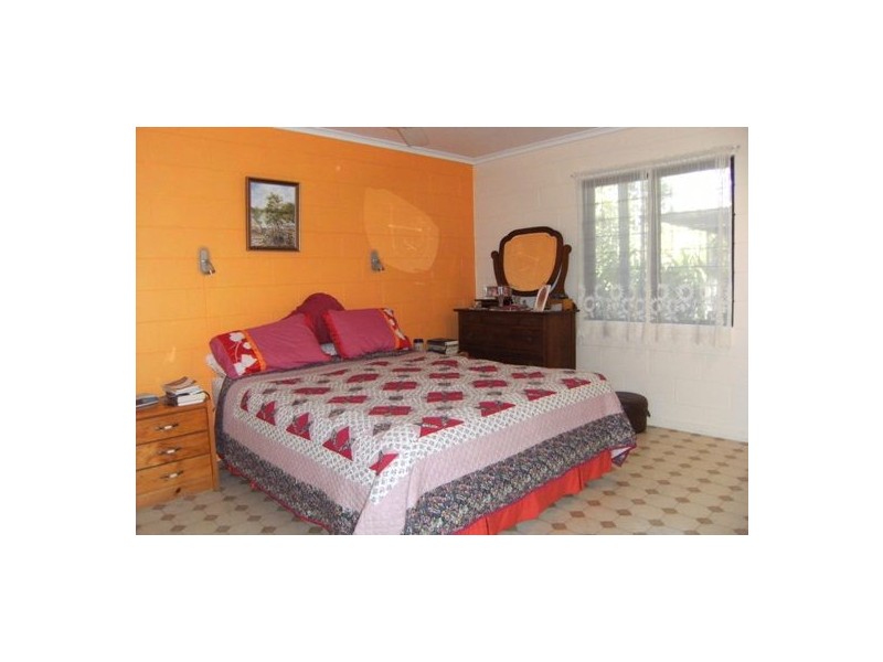 5236 Abergowrie Road, Abergowrie QLD 4850