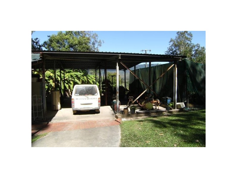 5236 Abergowrie Road, Abergowrie QLD 4850