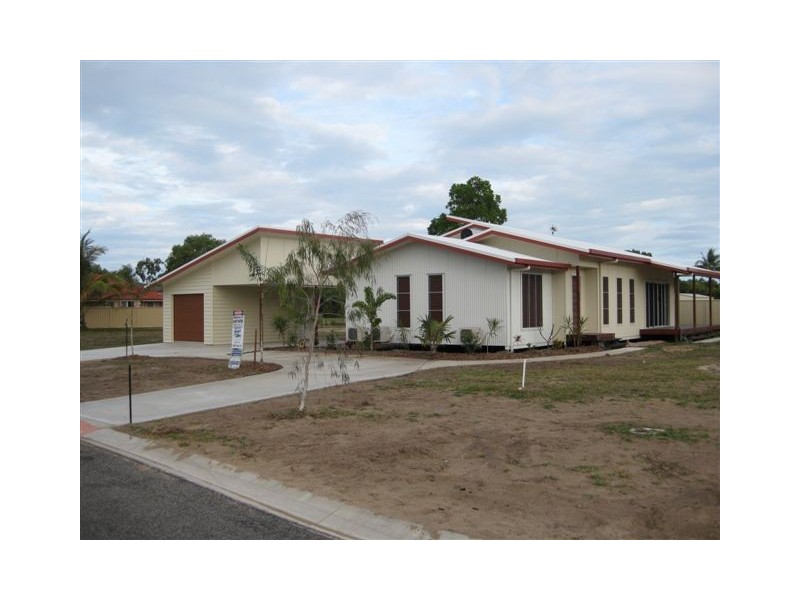 9 Rosella Street, Forrest Beach QLD 4850