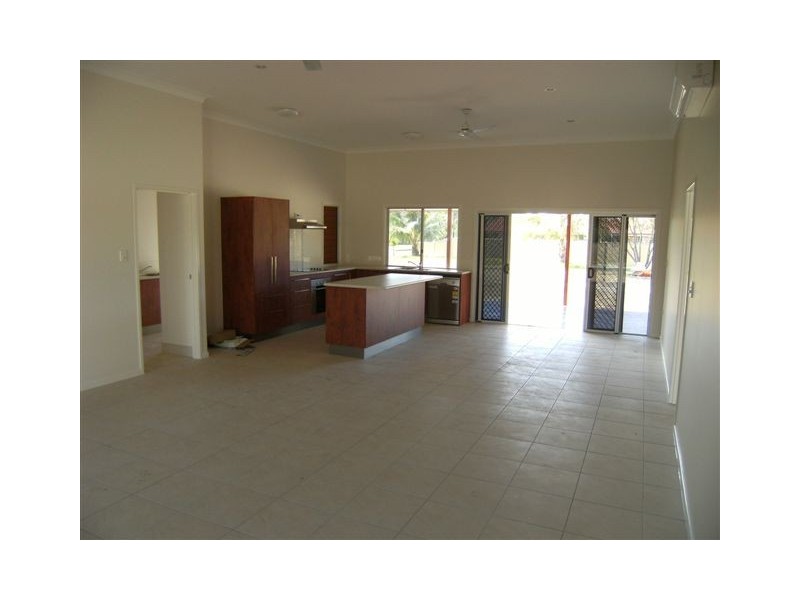 9 Rosella Street, Forrest Beach QLD 4850