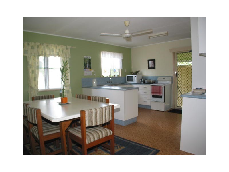 6 Crisps Road, Blackrock QLD 4850