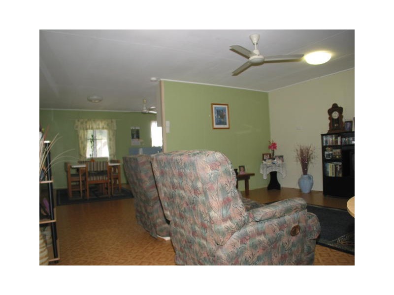 6 Crisps Road, Blackrock QLD 4850