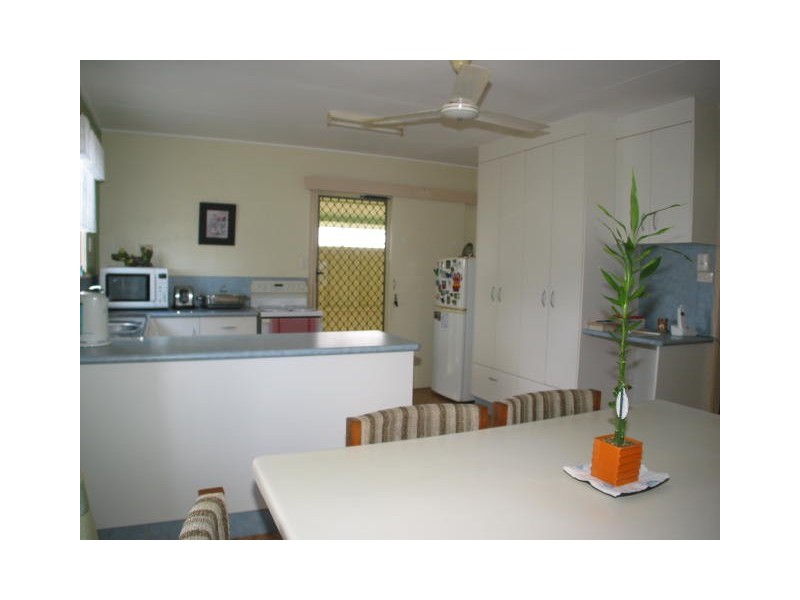 6 Crisps Road, Blackrock QLD 4850