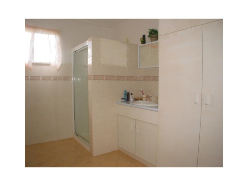 6 Crisps Road, Blackrock QLD 4850