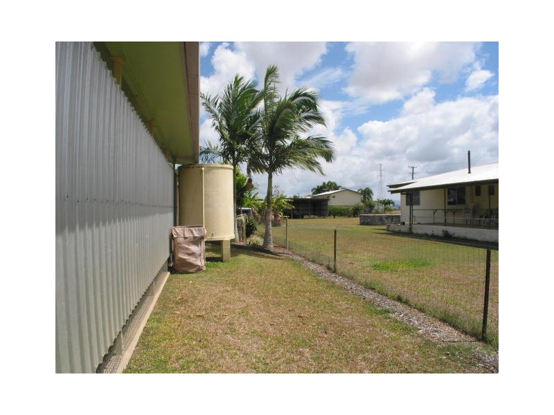 6 Crisps Road, Blackrock QLD 4850