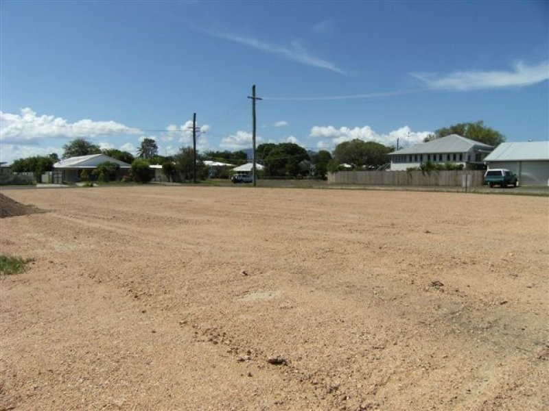 17 Lyon Street, Ingham QLD 4850