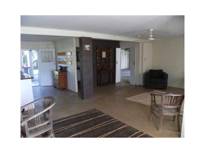 2 Wattle Street, Forrest Beach QLD 4850