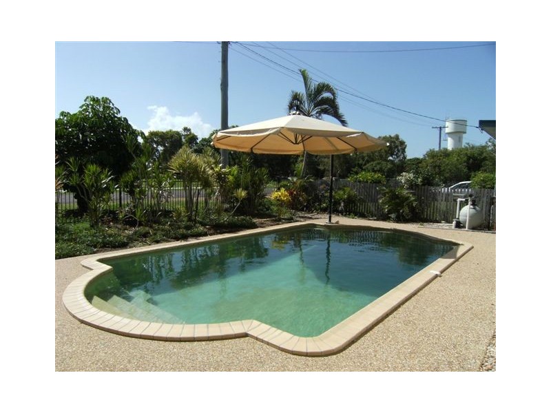 2 Wattle Street, Forrest Beach QLD 4850