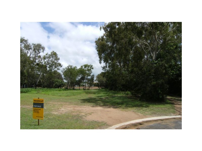 2 MACADAMIA STREET, Forrest Beach QLD 4850