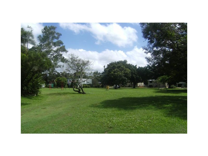 5 VON ALPIN, Ingham QLD 4850