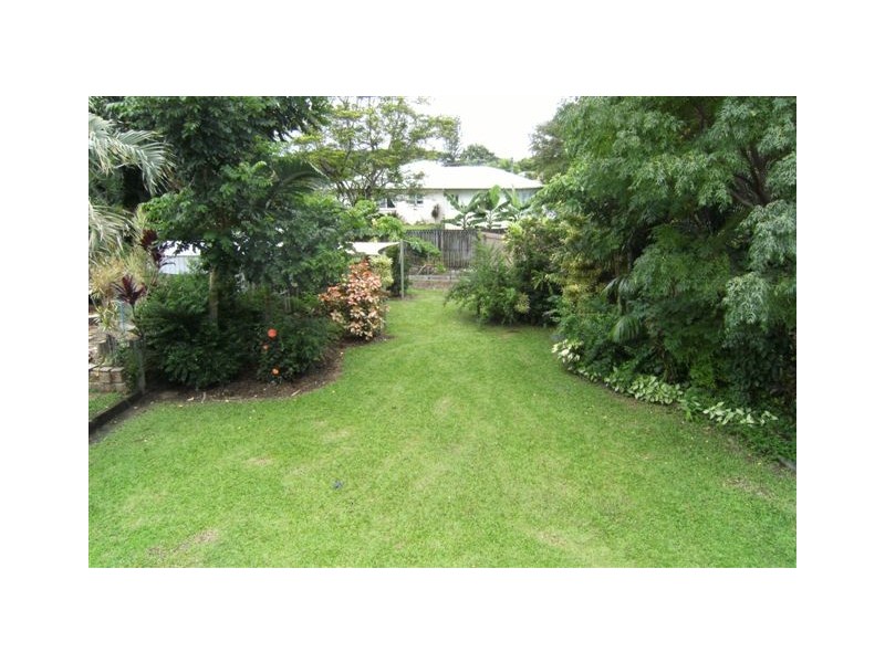 19 YELDHAM, Ingham QLD 4850