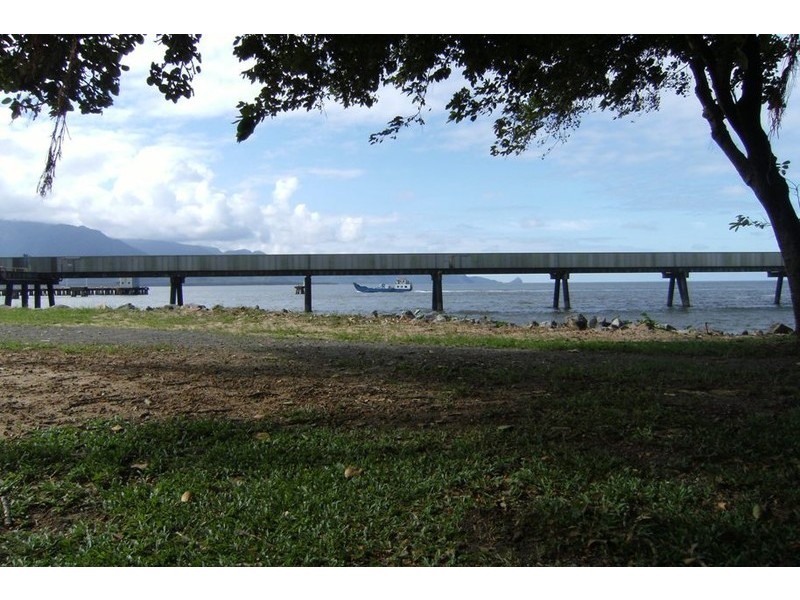 7 Bruce Parade, Lucinda QLD 4850