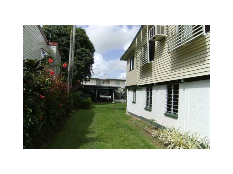2 Yeldham, Ingham QLD 4850