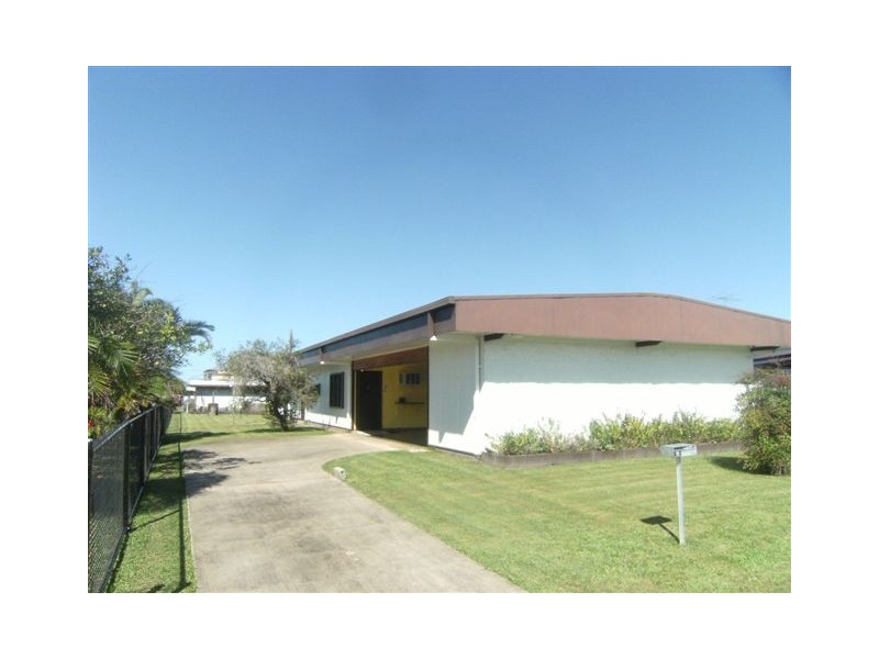 10 Mahoney, Ingham QLD 4850
