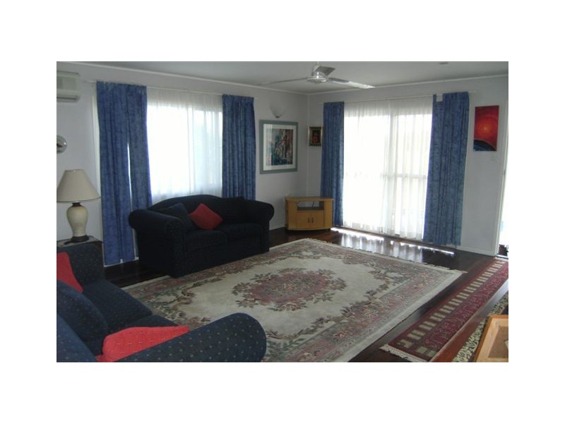 19  Bottlebrush St, Forrest Beach QLD 4850