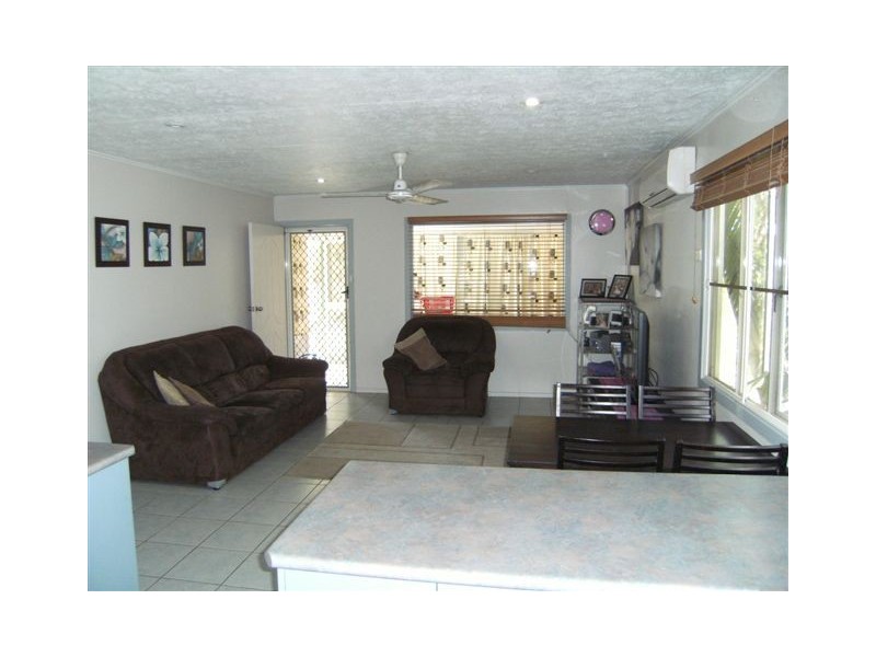 27 Philp Street, Ingham QLD 4850