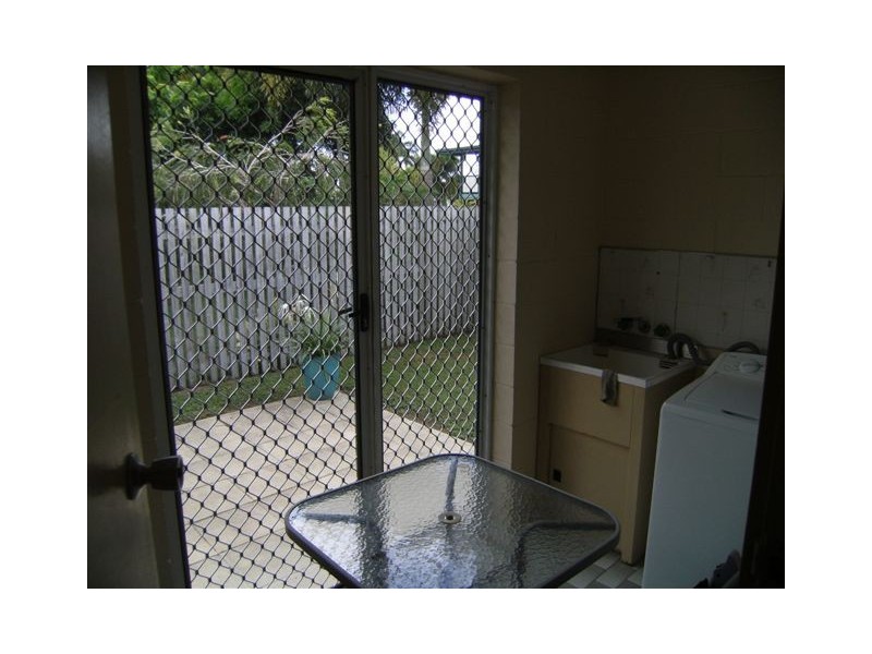 4/6 Ferrero Street, Lucinda QLD 4850