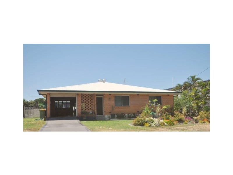 114 John Dory Street, Taylors Beach QLD 4850