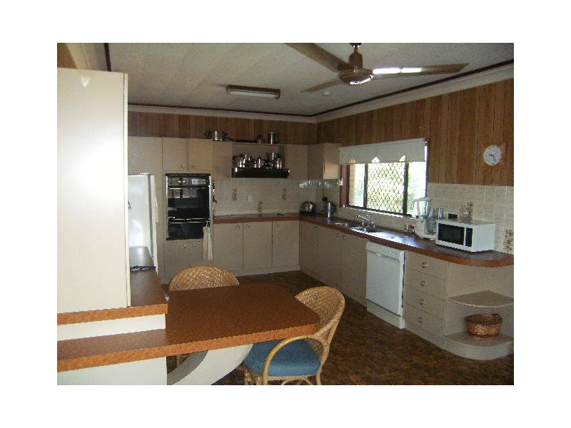 8 Townsend Street, Ingham QLD 4850