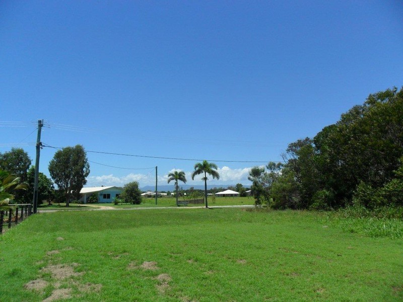 6 Moreton Bay Street, Forrest Beach QLD 4850