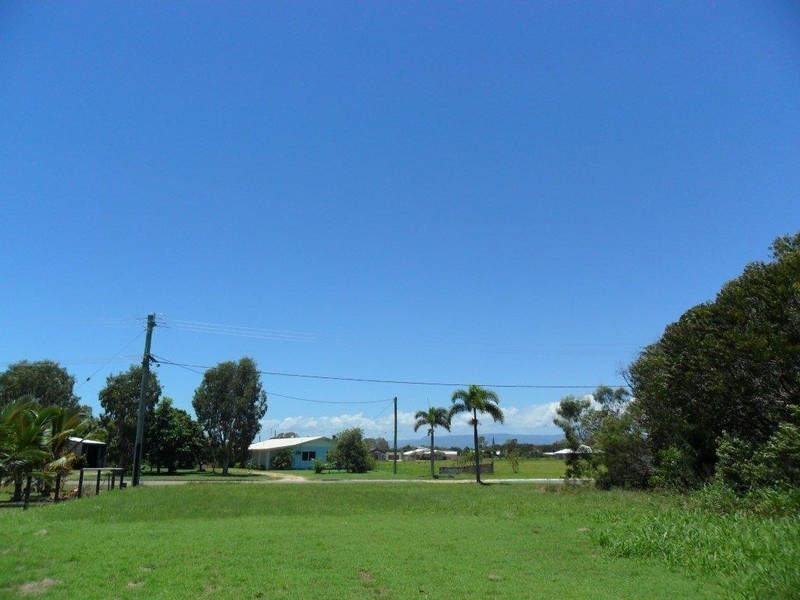 6 Moreton Bay Street, Forrest Beach QLD 4850