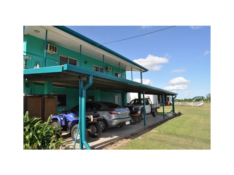 31 GAIA RD, Ingham QLD 4850