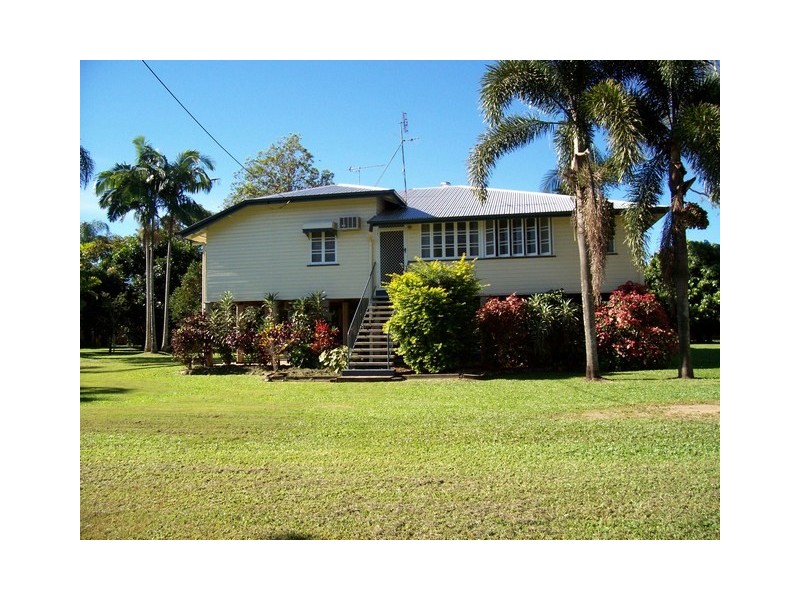 2192 Abergowrie Road, Long Pocket QLD 4850