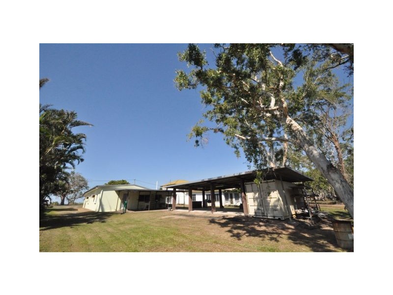 30 Patterson Parade, Lucinda QLD 4850