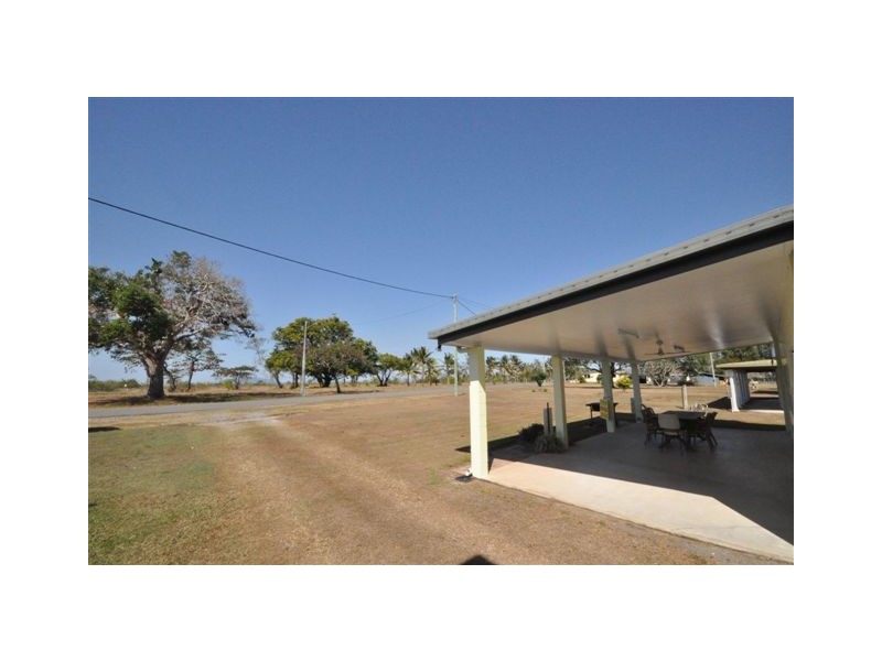 30 Patterson Parade, Lucinda QLD 4850