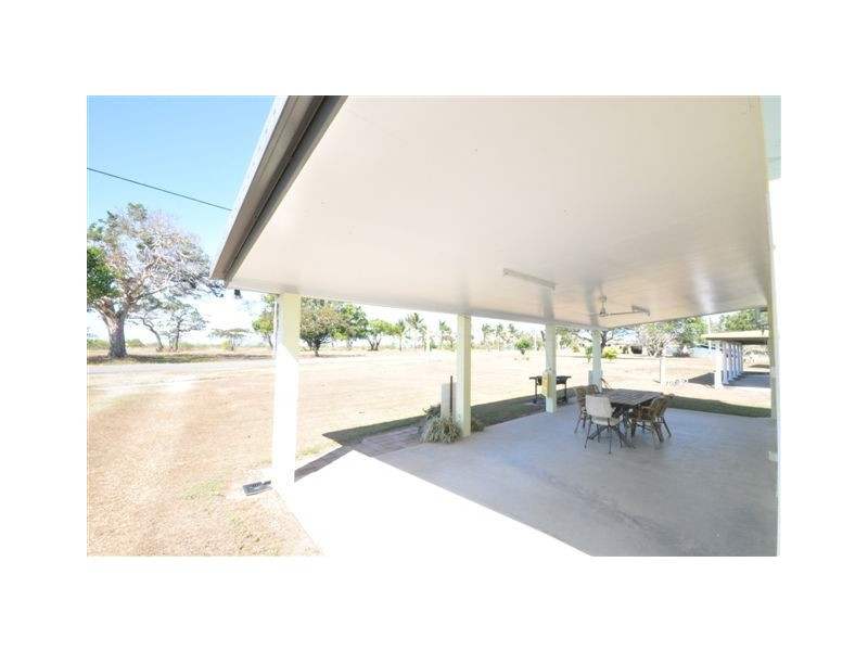 30 Patterson Parade, Lucinda QLD 4850