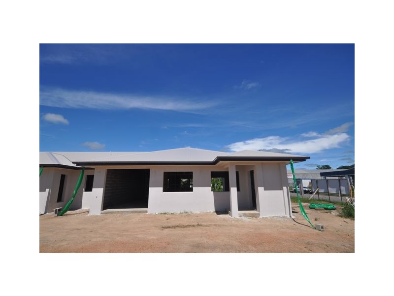 1/30 Eleanor, Ingham QLD 4850