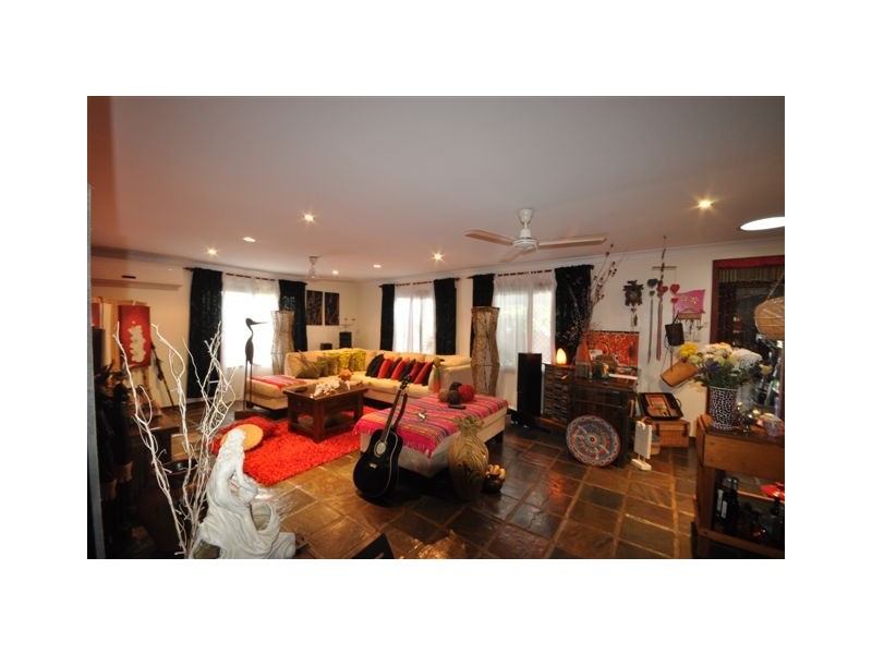 13 Mona Road, Halifax QLD 4850