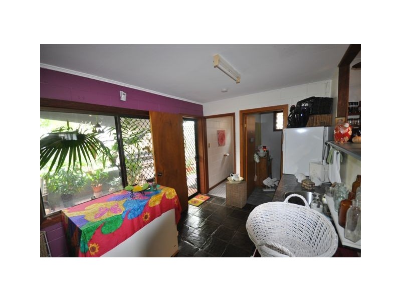 13 Mona Road, Halifax QLD 4850