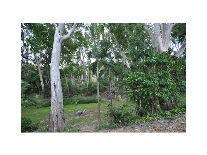 13 Mona Road, Halifax QLD 4850