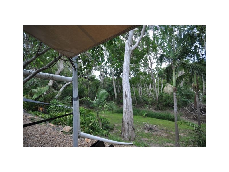 13 Mona Road, Halifax QLD 4850