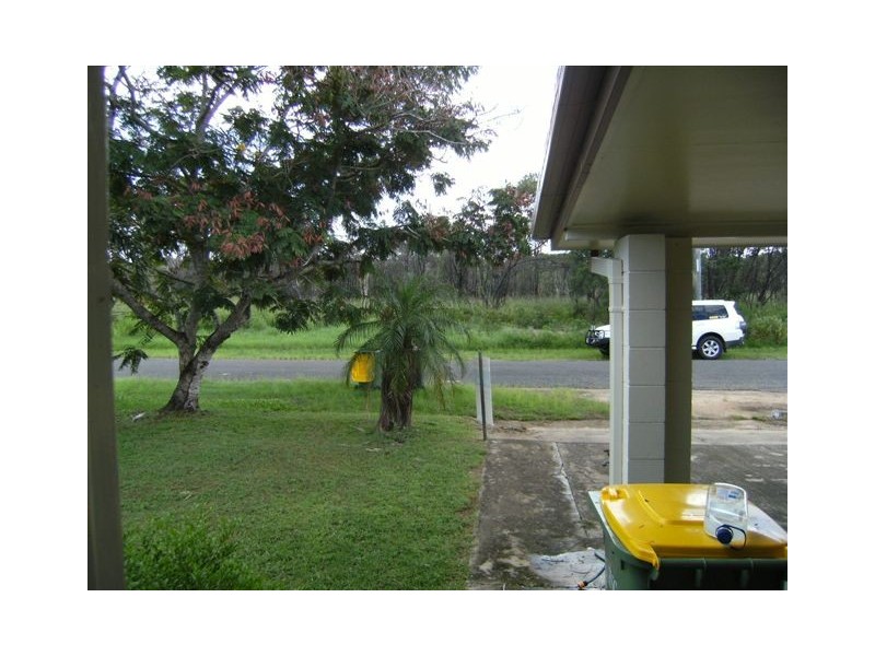 4/6 Ferrero, Lucinda QLD 4850