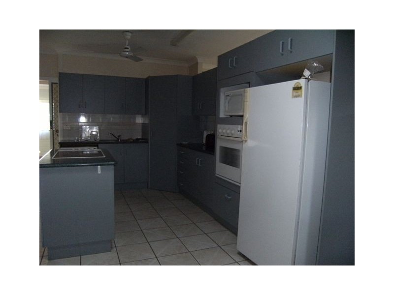 123 John dory, Taylors Beach QLD 4850