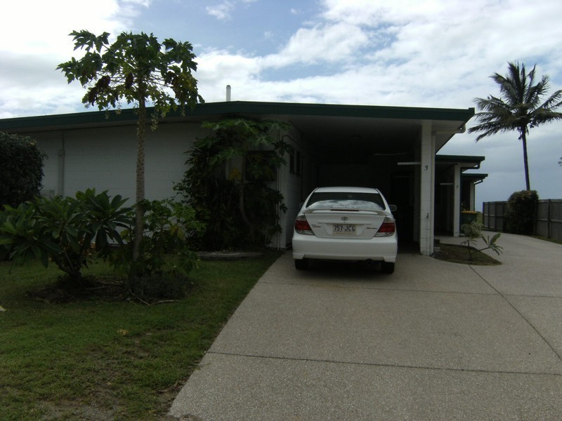 2/18 Allamanda Avenue, Forrest Beach QLD 4850