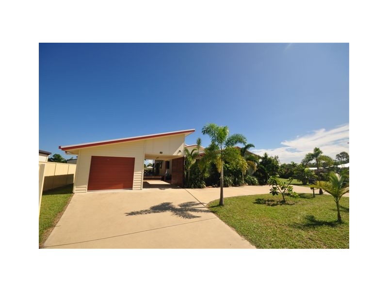 9 Rosella Street, Forrest Beach QLD 4850