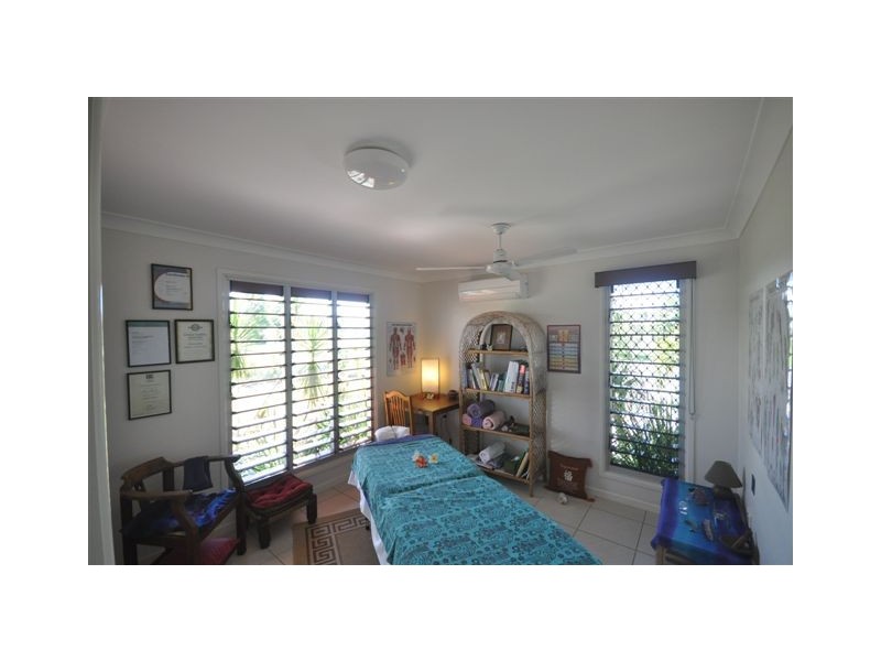 9 Rosella Street, Forrest Beach QLD 4850
