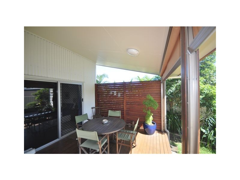 9 Rosella Street, Forrest Beach QLD 4850