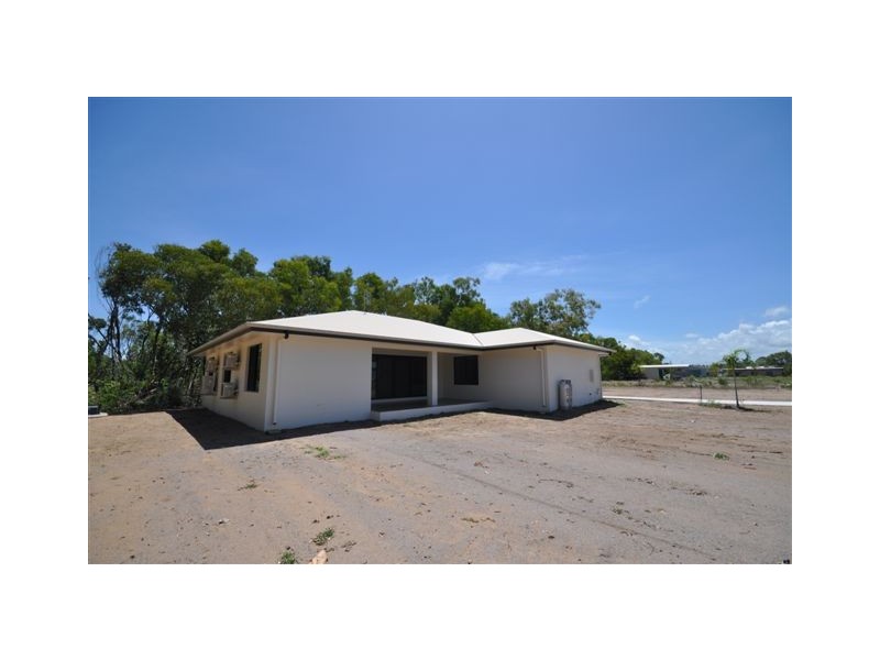 20 Chestnut Street, Forrest Beach QLD 4850