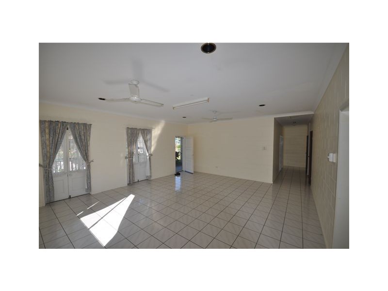 34 Bottlebrush Street, Forrest Beach QLD 4850