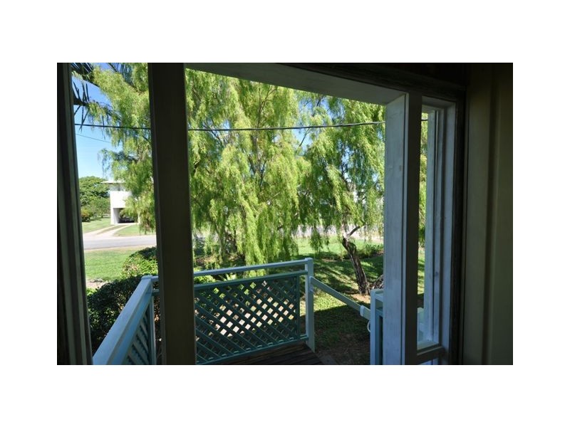 8 Lyon Street, Ingham QLD 4850