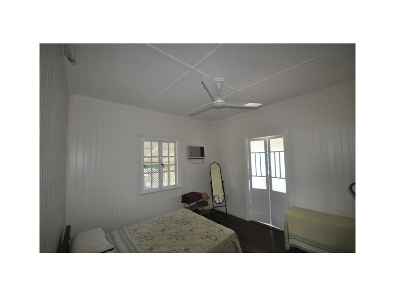 8 Lyon Street, Ingham QLD 4850