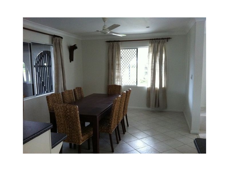 99 Roma Street, Cardwell QLD 4849